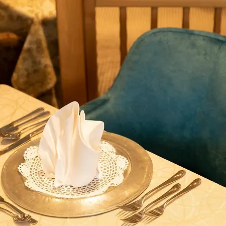 Burggraeflerhof מלון