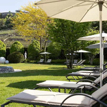 Burggraeflerhof מלון