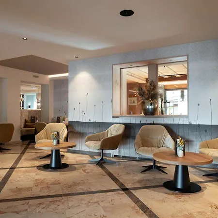 Burggraeflerhof فندق 4*