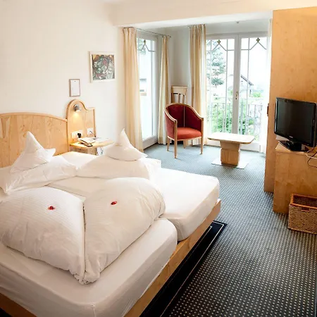 Burggraeflerhof 4*