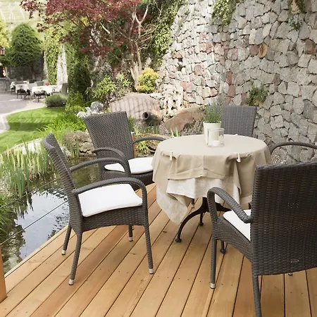 Burggraeflerhof 4*